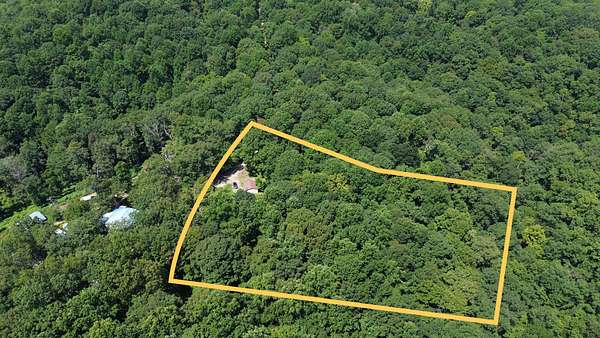 5.29 Acres of Residential Land for Sale in Ashland City, Tennessee