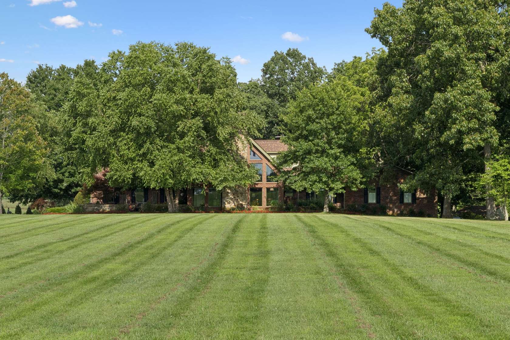 54.9 Acres of Agricultural Land with Home for Sale in Greenbrier, Tennessee