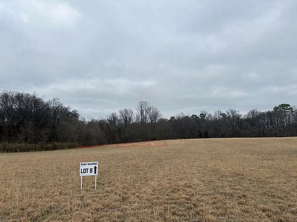 5 Acres of Residential Land for Sale in Mount Pleasant, Tennessee