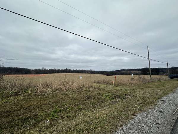35 Acres of Agricultural Land for Sale in Mount Pleasant, Tennessee