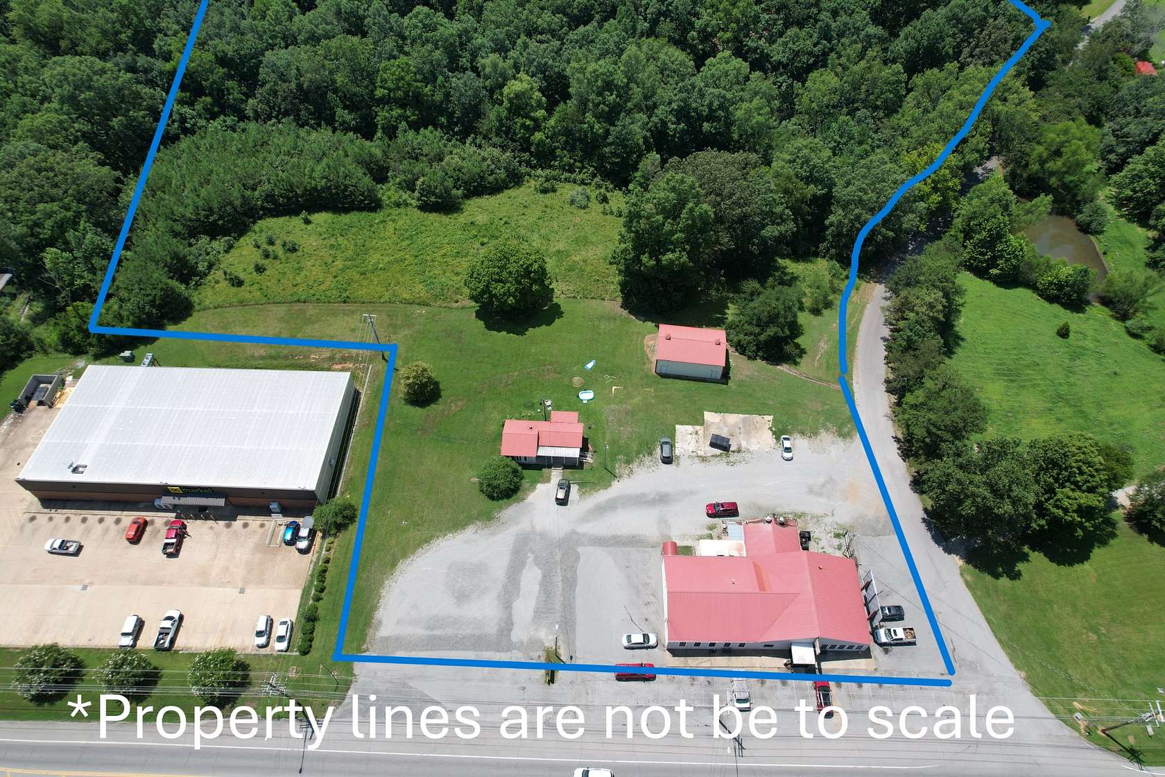 6.74 Acres of Improved Mixed-Use Land for Sale in Centerville, Tennessee
