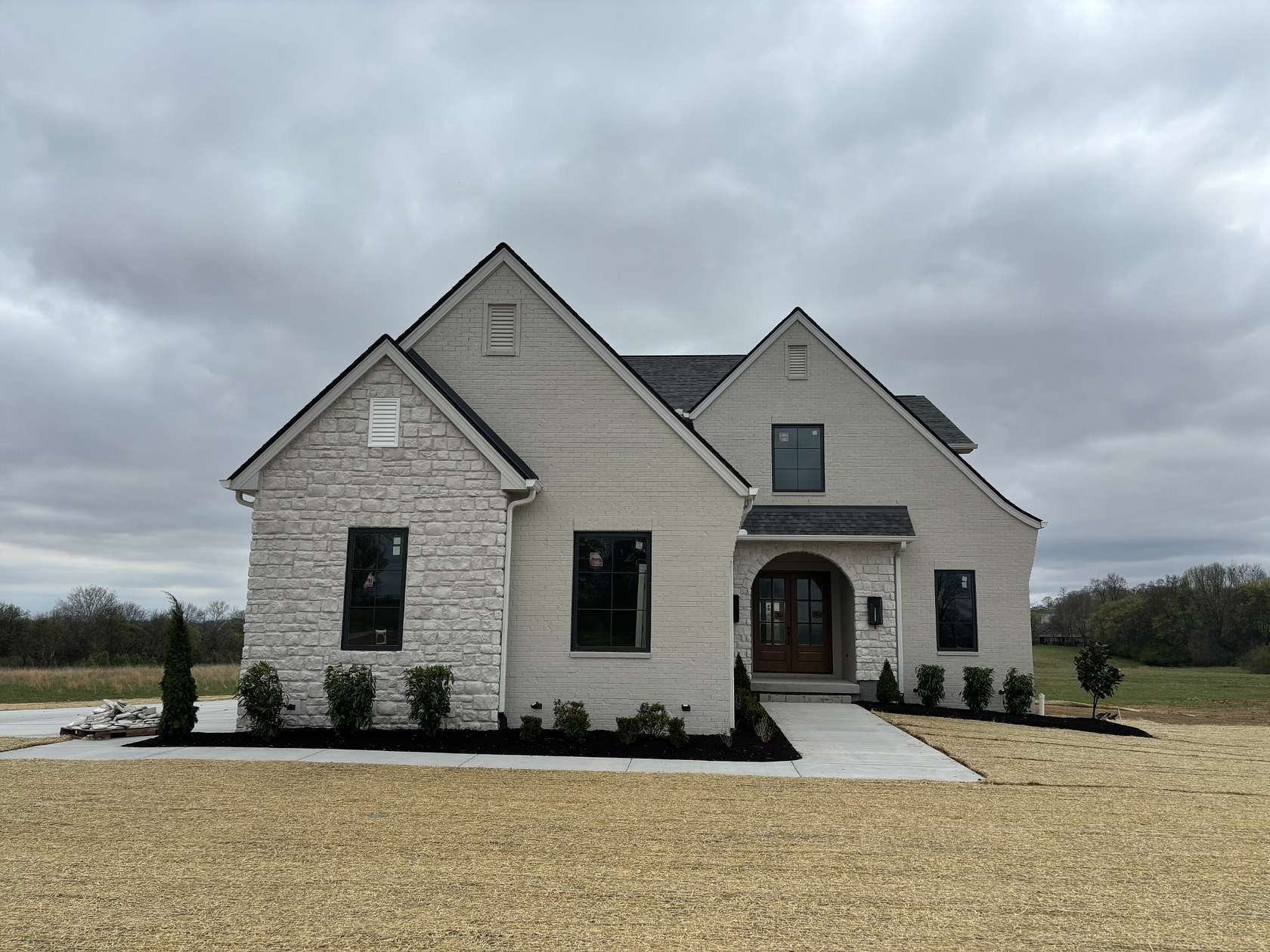 5 Acres of Land with Home for Sale in Lebanon, Tennessee