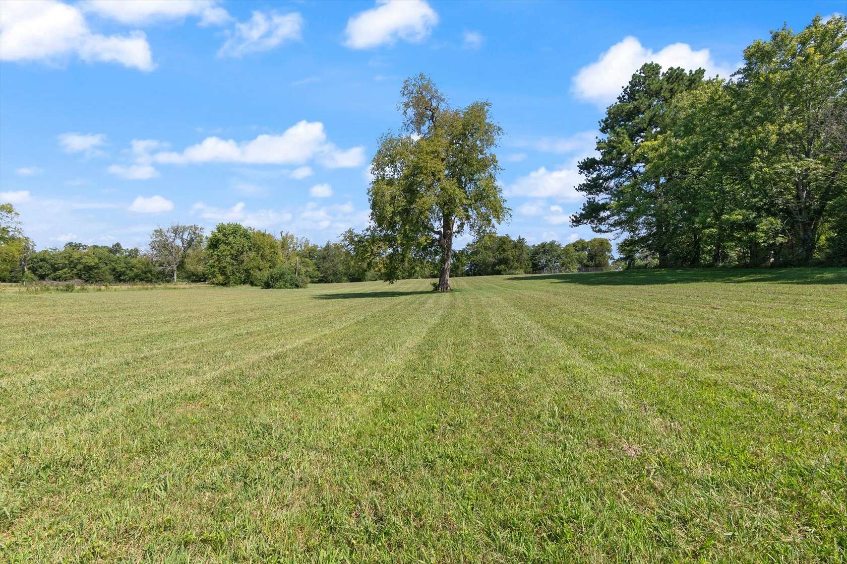 2.73 Acres of Residential Land for Sale in Bell Buckle, Tennessee