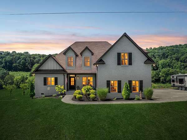 5.1 Acres of Residential Land with Home for Sale in Watertown, Tennessee