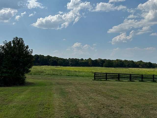 5 Acres of Residential Land for Sale in Portland, Tennessee