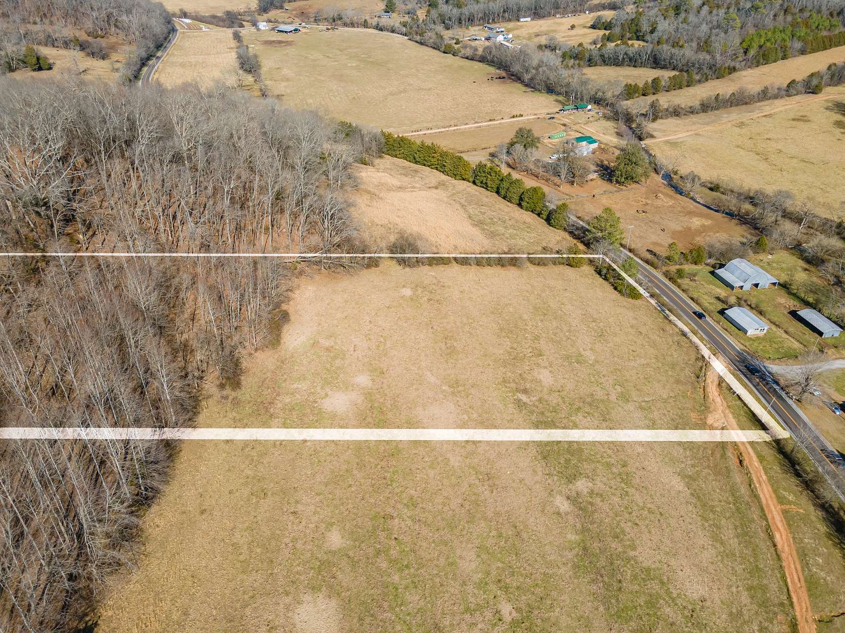 5.2 Acres of Residential Land for Sale in Lawrenceburg, Tennessee