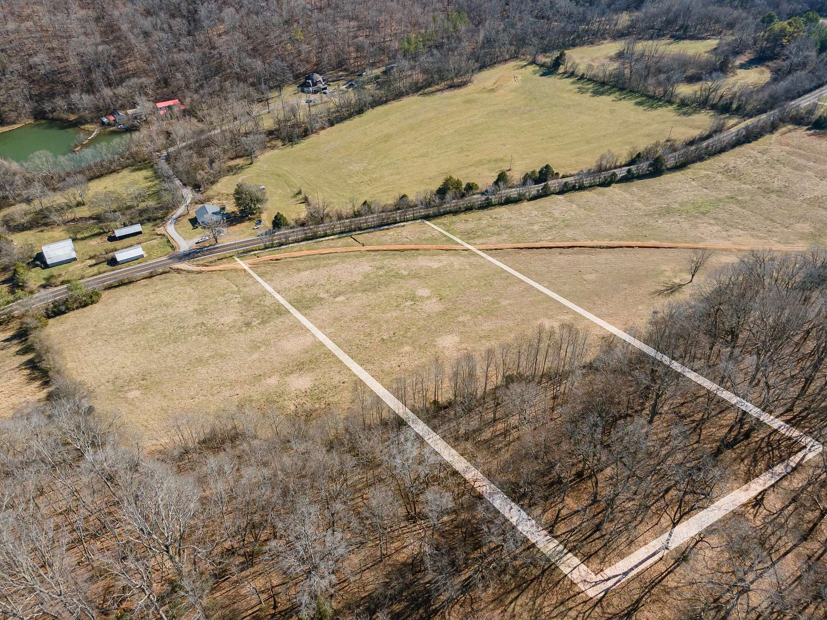 5.19 Acres of Residential Land for Sale in Lawrenceburg, Tennessee