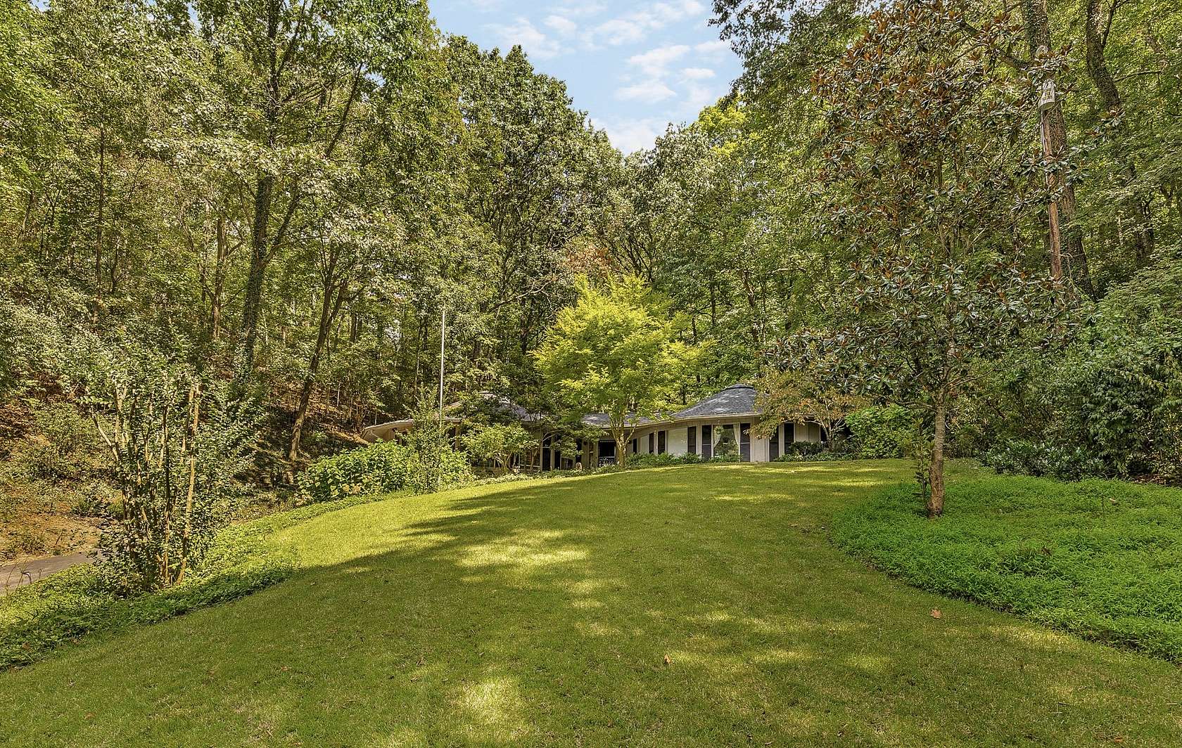 3 Acres of Residential Land with Home for Sale in Nashville, Tennessee