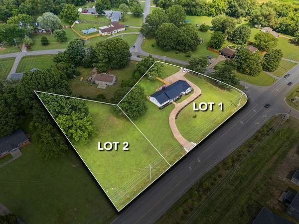 1.6 Acres of Improved Mixed-Use Land for Sale in Murfreesboro, Tennessee