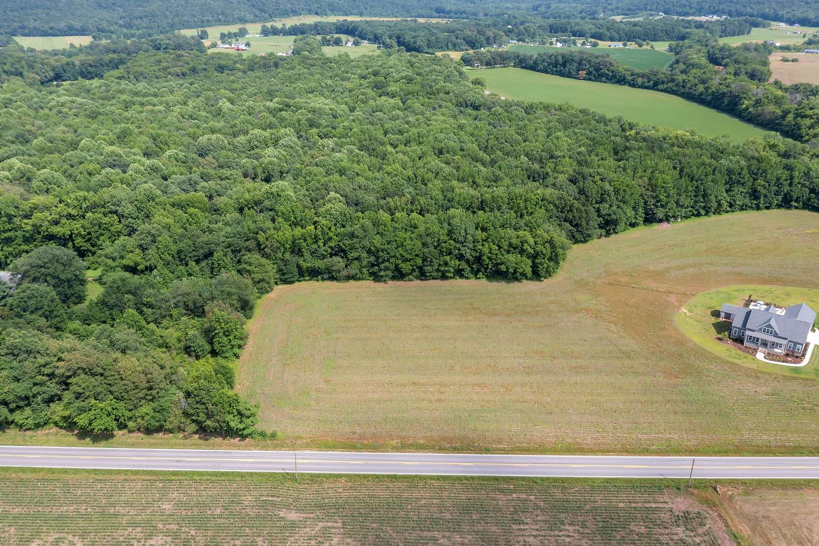 7 Acres of Residential Land for Sale in Hillsboro, Tennessee