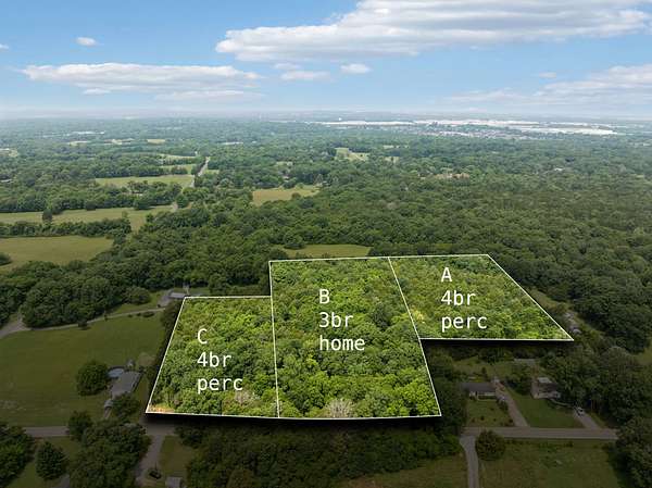 8.22 Acres of Residential Land with Home for Sale in Murfreesboro, Tennessee