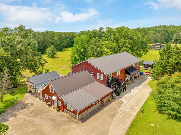 2 Acres of Residential Land with Home for Sale in Chickamauga, Georgia