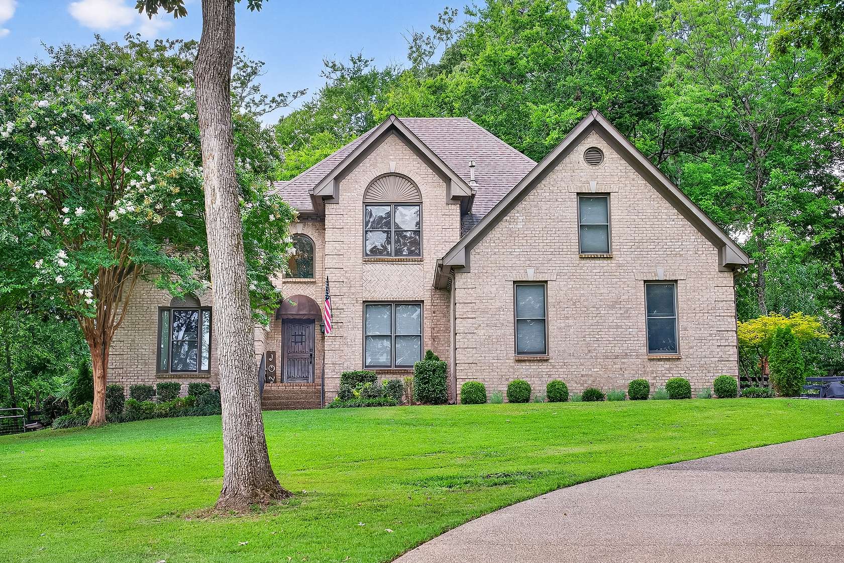 2.7 Acres of Residential Land with Home for Sale in Franklin, Tennessee