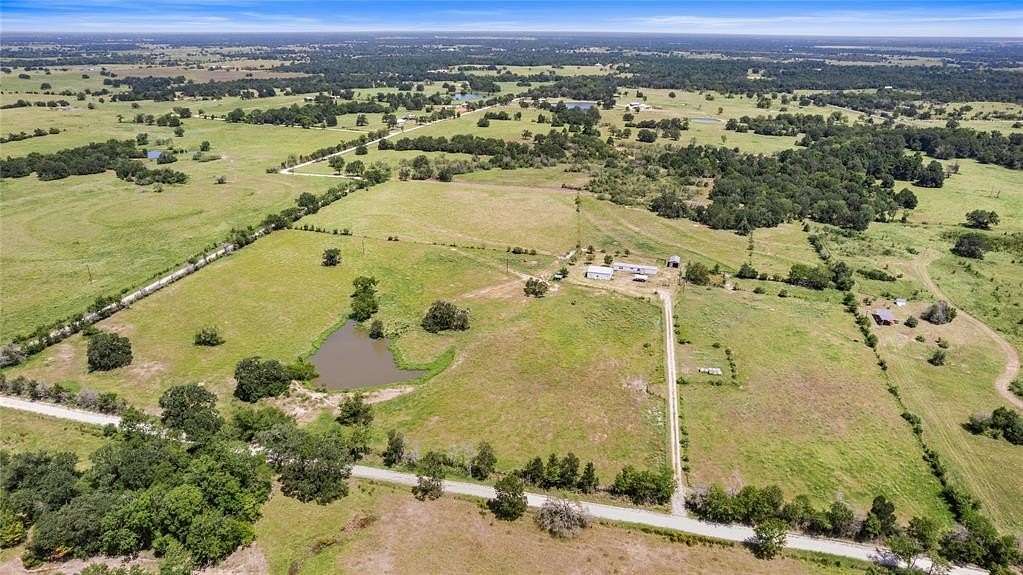 30 Acres of Land for Sale in Midway, Texas