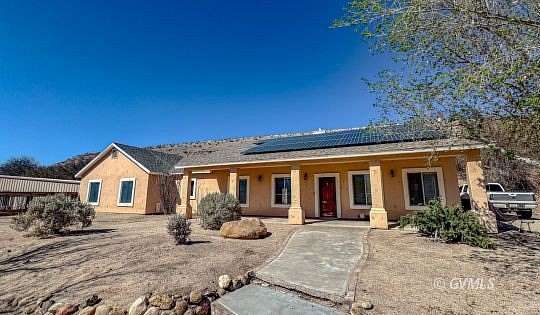 2.27 Acres of Residential Land with Home for Sale in Pima, Arizona