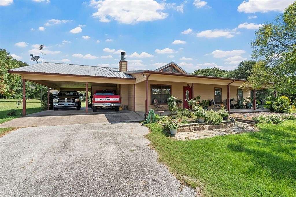 12 Acres of Land with Home for Sale in Mexia, Texas