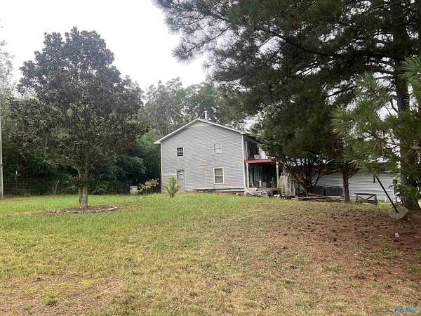 1.5 Acres of Residential Land with Home for Sale in Boaz, Alabama