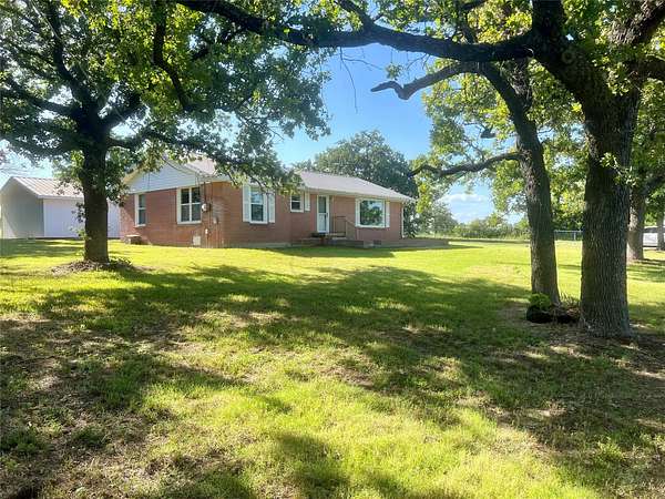 7.23 Acres of Improved Mixed-Use Land for Sale in Dublin, Texas