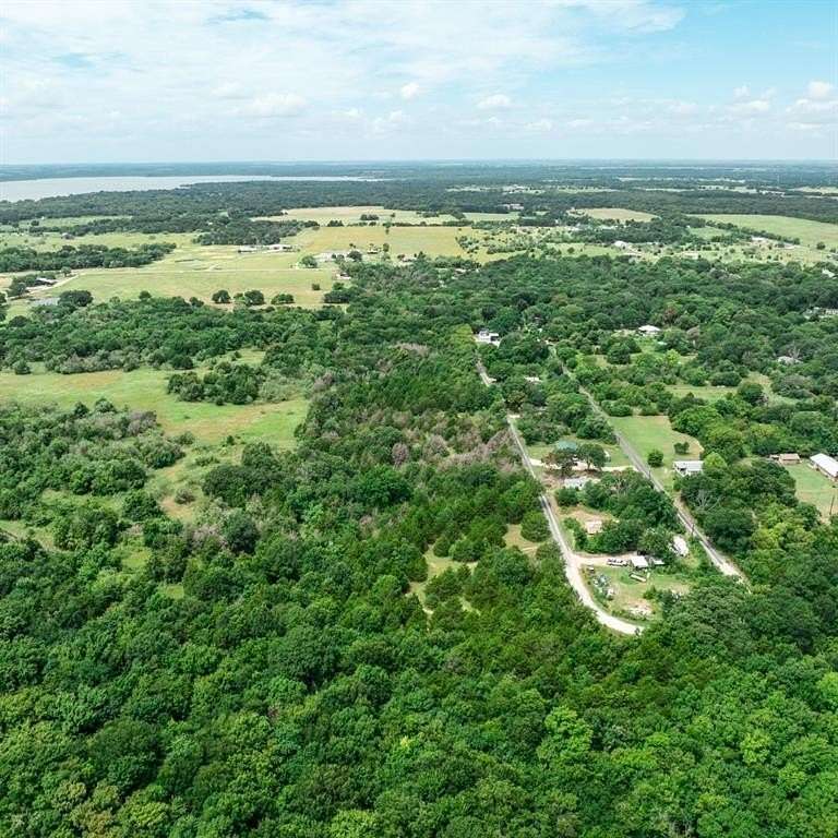 17 Acres of Recreational Land for Sale in Frost, Texas