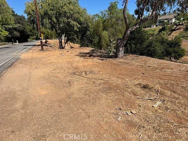 1.33 Acres of Land for Sale in Redlands, California