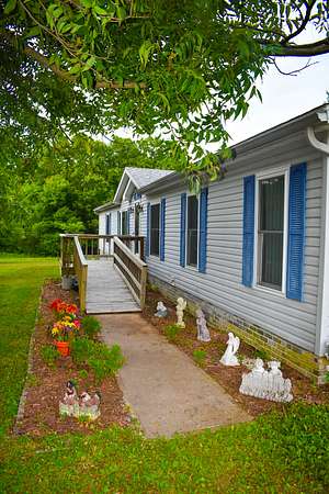 9.7 Acres of Residential Land with Home for Sale in Vienna, Missouri