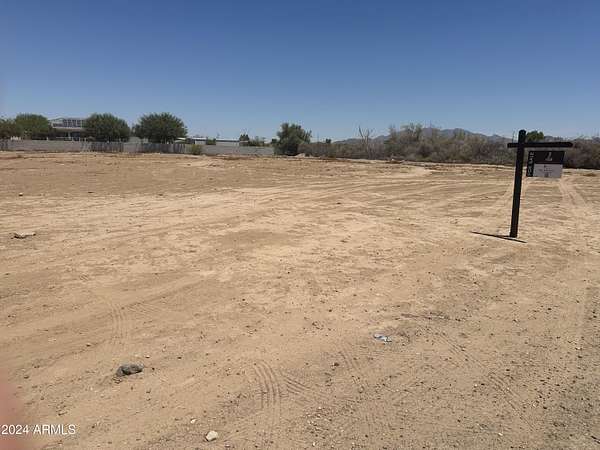 1 Acre of Residential Land for Sale in Goodyear, Arizona