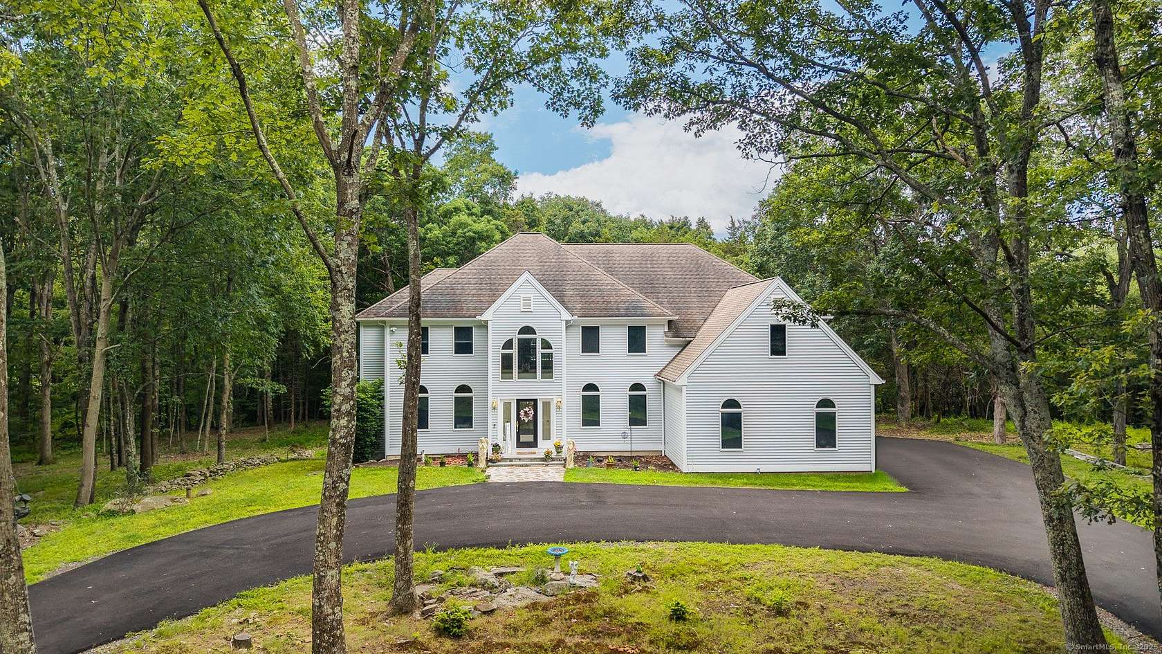 4 Acres of Residential Land with Home for Sale in Oxford, Connecticut