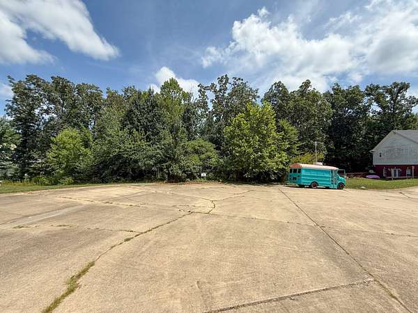 0.39 Acres of Residential Land for Sale in Poplar Bluff, Missouri