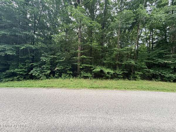 2.18 Acres of Residential Land for Sale in Oneida, Tennessee
