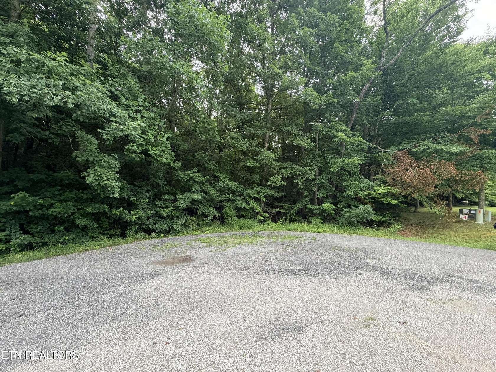 1.32 Acres of Residential Land for Sale in Oneida, Tennessee