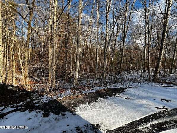 1.32 Acres of Land for Sale in Oneida, Tennessee