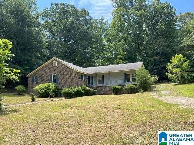 2 Acres of Residential Land with Home for Sale in Sylacauga, Alabama