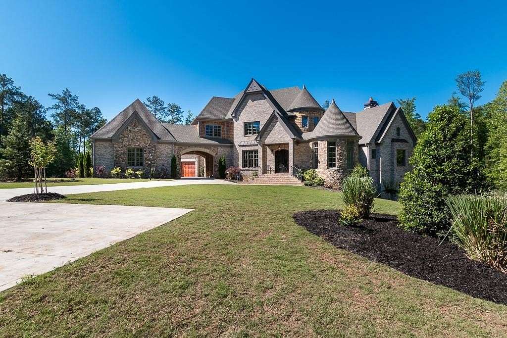 3.58 Acres of Residential Land with Home for Sale in Milton, Georgia