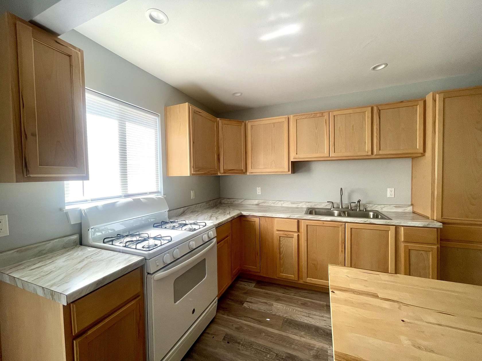 40 Acres of Land with Home for Sale in Blocksburg, California