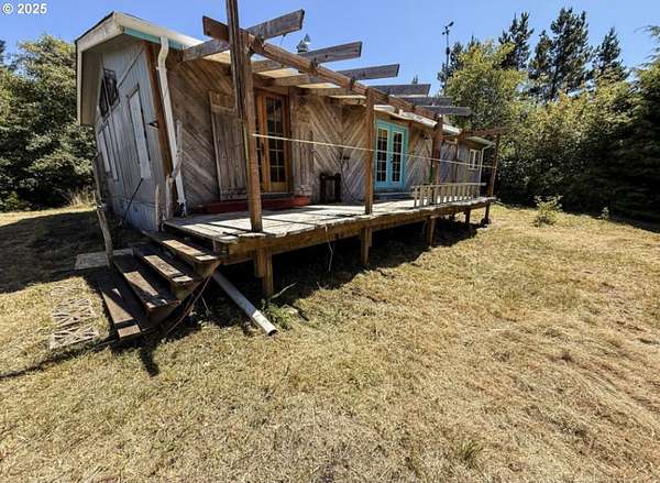 3.44 Acres of Residential Land with Home for Sale in Seal Rock, Oregon