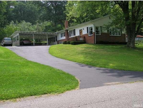 2.63 Acres of Residential Land with Home for Sale in Bloomfield, Indiana