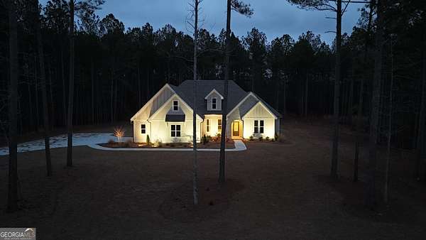 3 Acres of Residential Land with Home for Sale in Concord, Georgia
