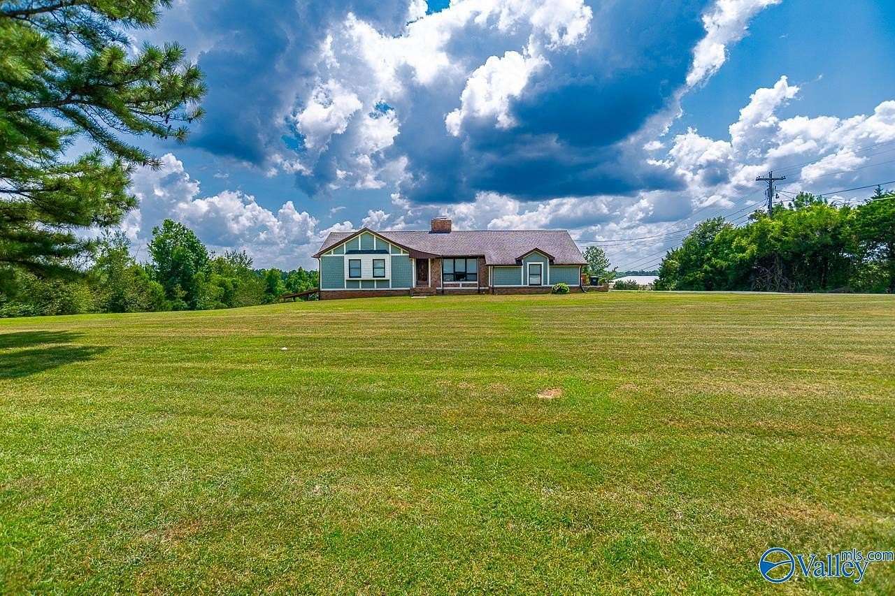 3 Acres of Land with Home for Sale in Decatur, Alabama