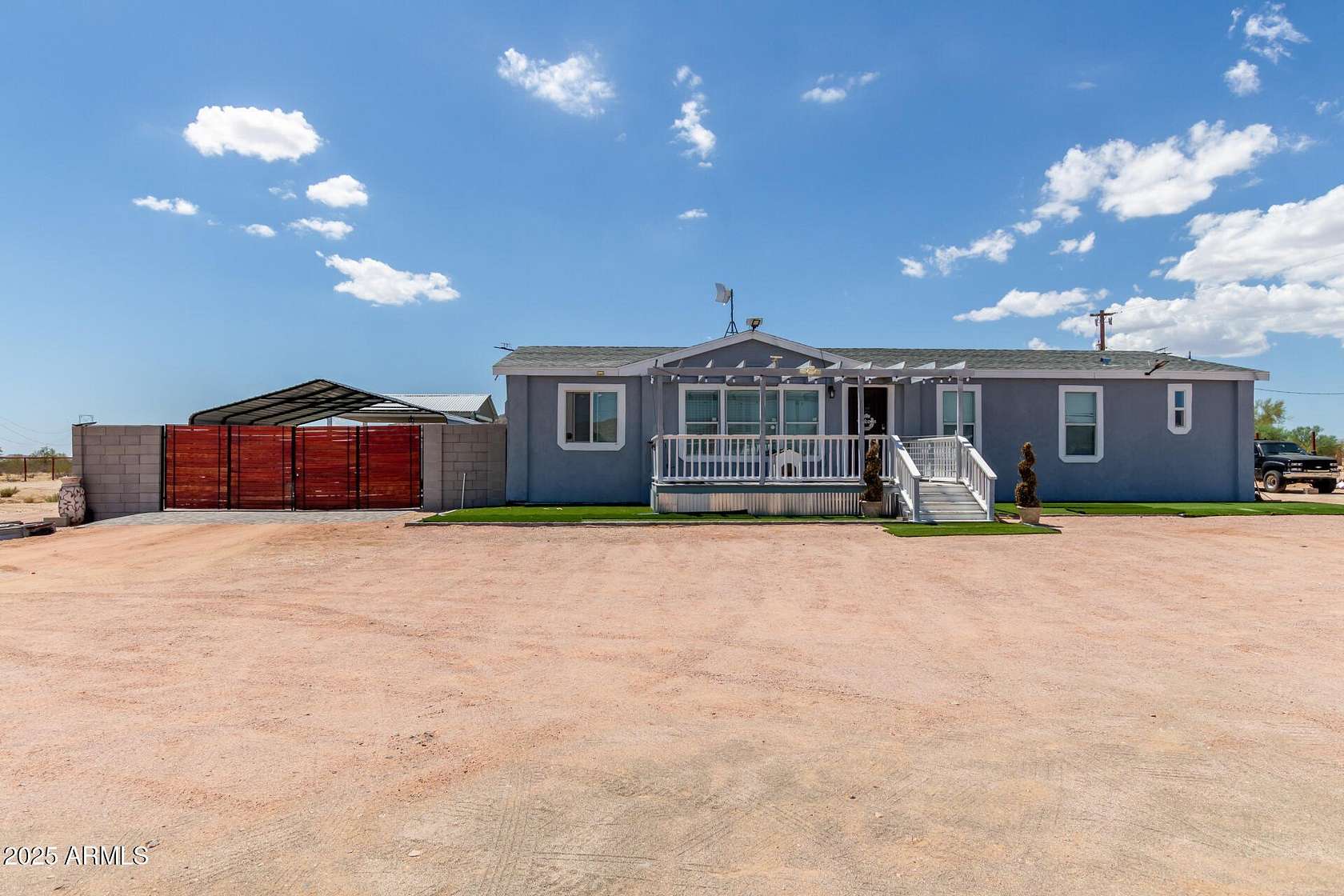 3.28 Acres of Residential Land with Home for Sale in Maricopa, Arizona