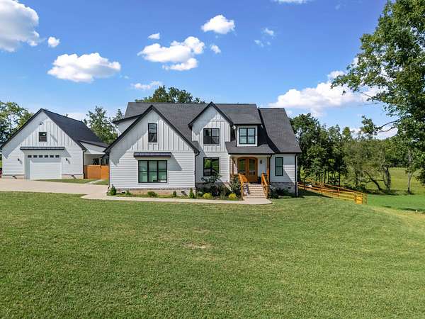 3.2 Acres of Residential Land with Home for Sale in Mount Juliet, Tennessee