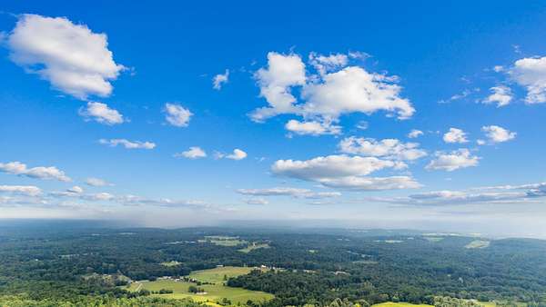 5.55 Acres of Residential Land for Sale in Dickson, Tennessee