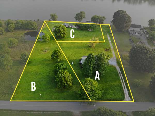 2.2 Acres of Residential Land with Home for Sale in Ashland City, Tennessee