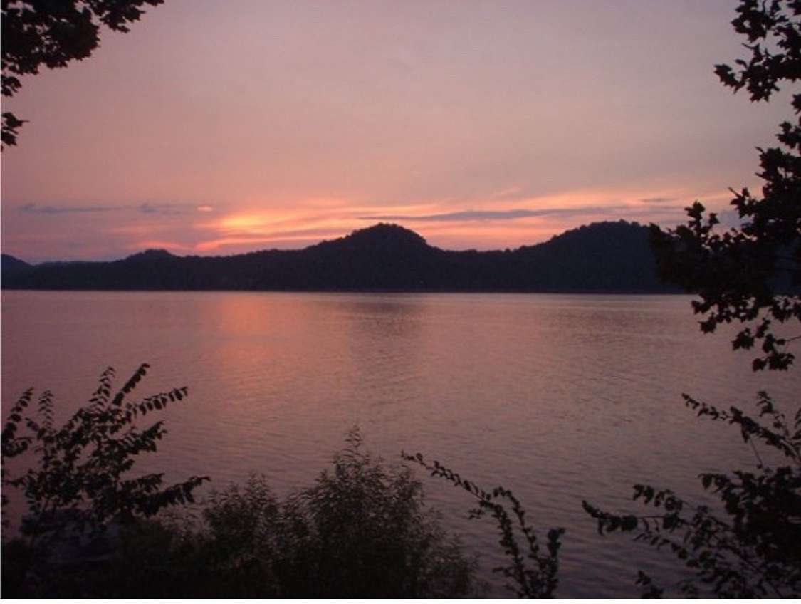 1 Acre of Residential Land for Sale in Silver Point, Tennessee