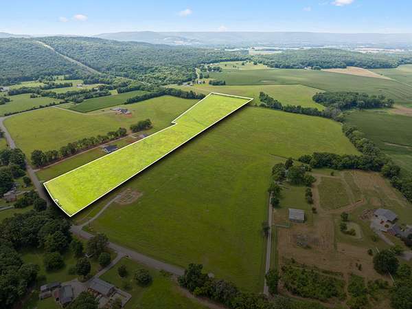 11 Acres of Land for Sale in Decherd, Tennessee