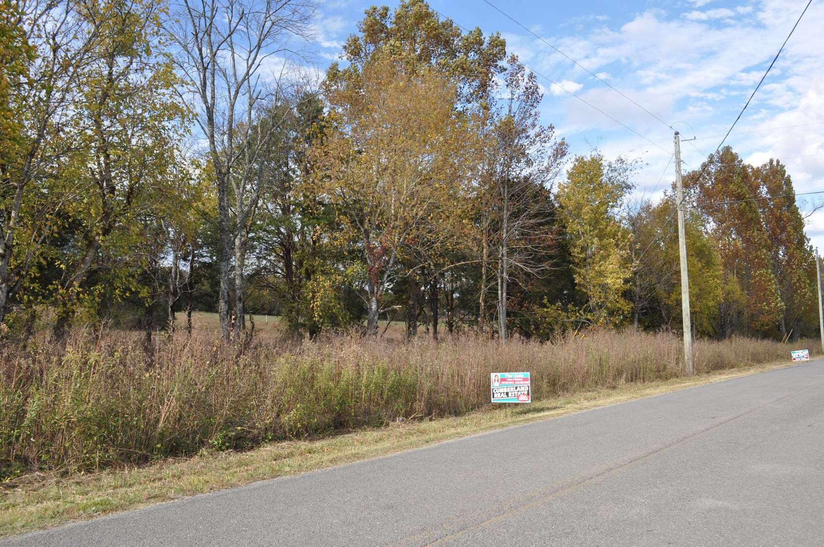 5 Acres of Residential Land for Sale in Alexandria, Tennessee