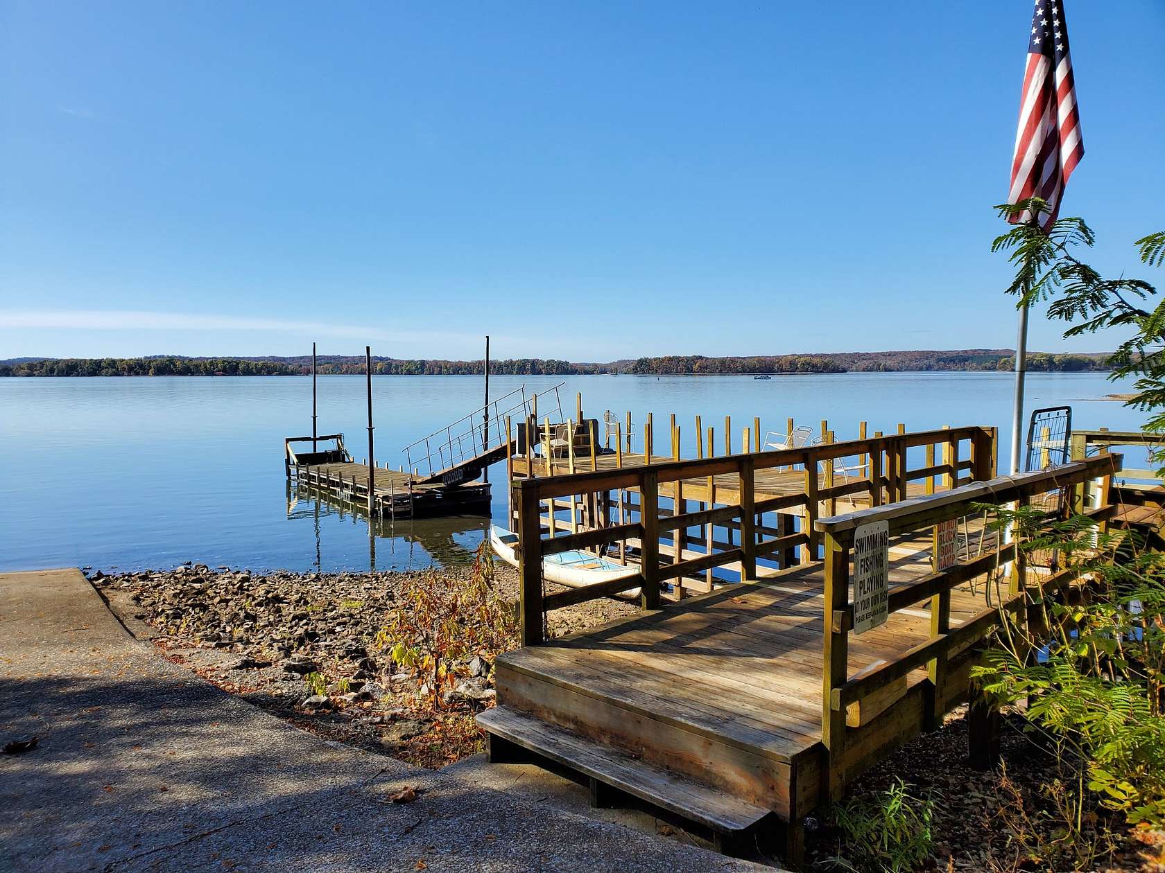 1.54 Acres of Residential Land for Sale in Waverly, Tennessee