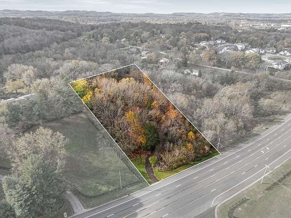 4.69 Acres of Residential Land for Sale in Franklin, Tennessee