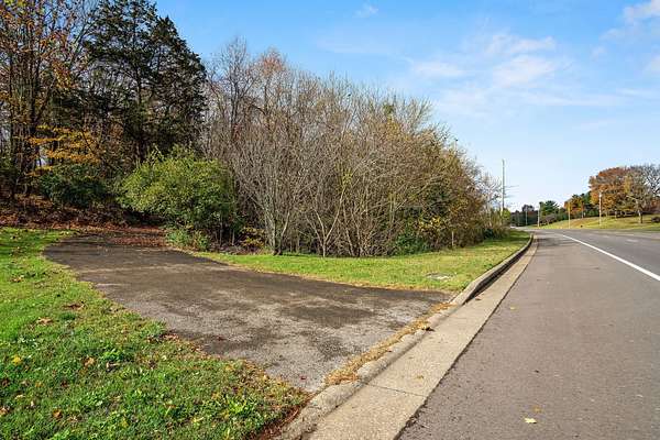 4.69 Acres of Residential Land for Sale in Franklin, Tennessee