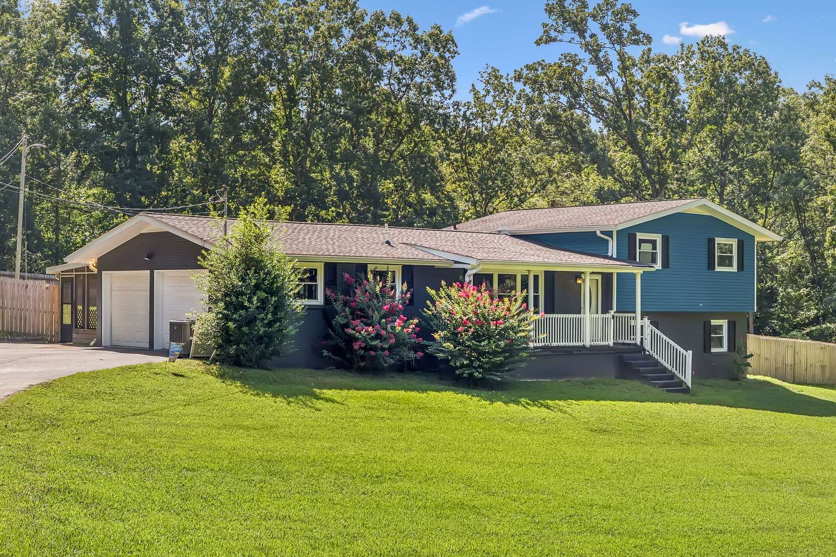 3.1 Acres of Residential Land with Home for Sale in Waverly, Tennessee