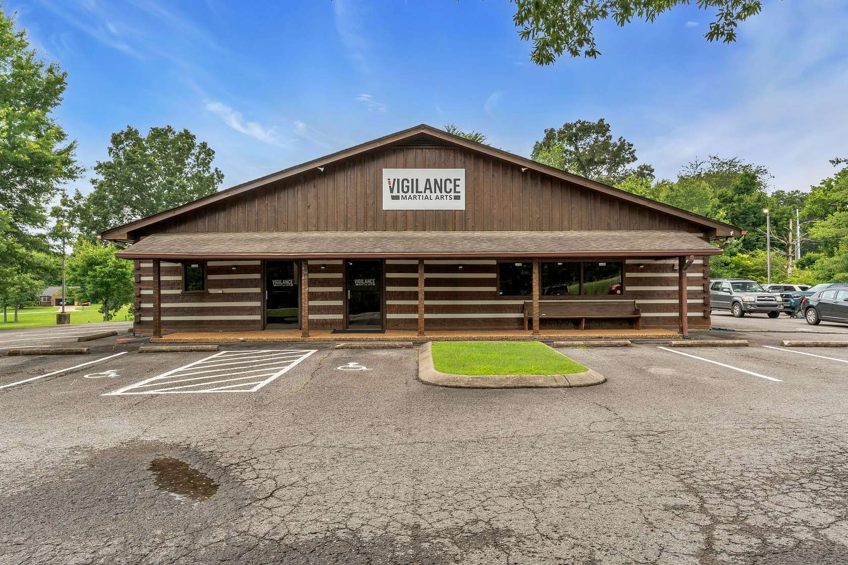 2 Acres of Improved Commercial Land for Sale in Fairview, Tennessee